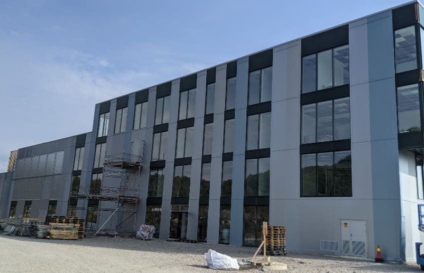 Referanse: Utvask av Polymer Exploration Centre, Porsgrunn