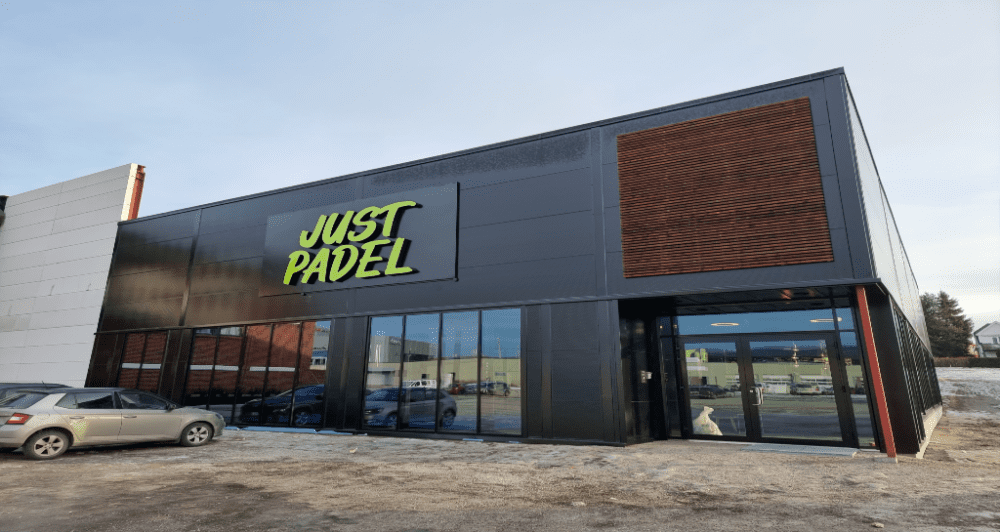 Just-Padel-Grenland-1024x-545-e1671459045998
